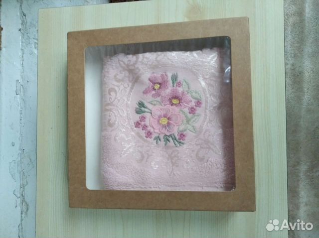 Подарочное полотенце в упаковке 50 * 32 см