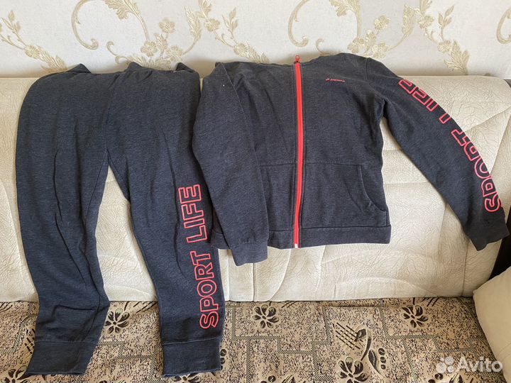 Спортивный костюм