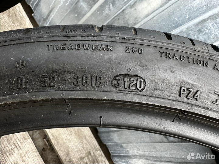 Pirelli P Zero PZ4 245/35 R20 95Y