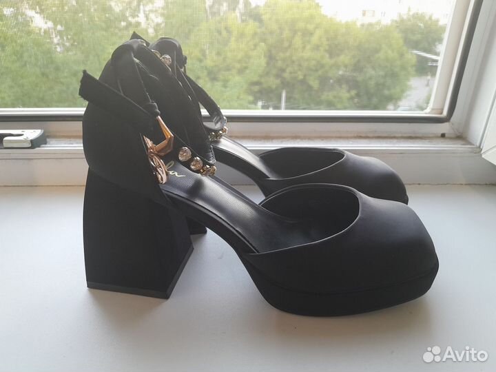 Туфли женские bratz 38 размер новые