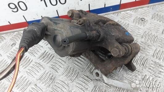 Суппорт тормозной задний правый audi A6 C6 (TML31K