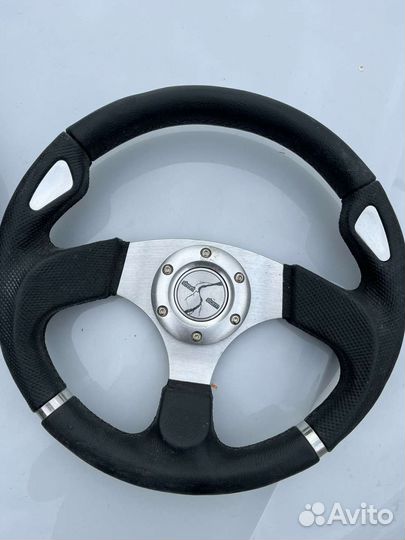 Рулевое колесо спортивное тюнинг кожа