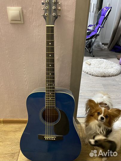Акустическая гитара