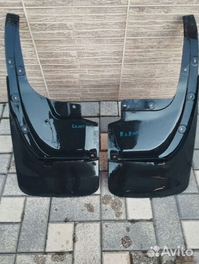 Брызговики Toyota Land Cruiser 200