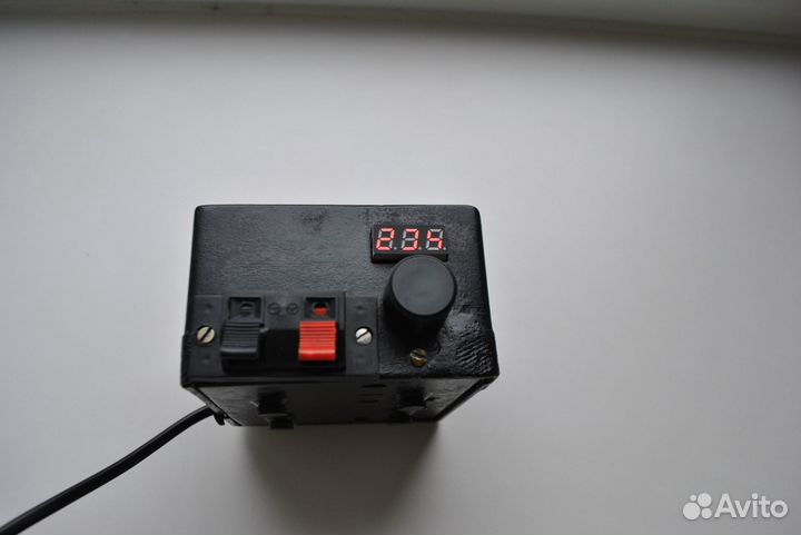 Блок питания универсальный регулируемый