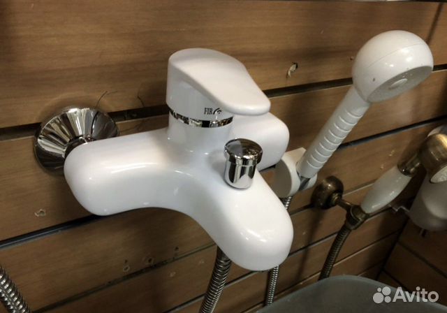 Смеситель для ванной fir melrose белый