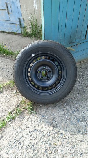 R15 Dunlop SP Sport 200 195/65, PCD 5x112 DIA 56.7