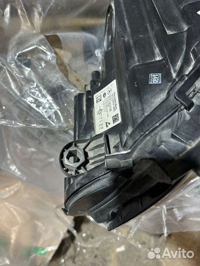 Фара мерседес 213