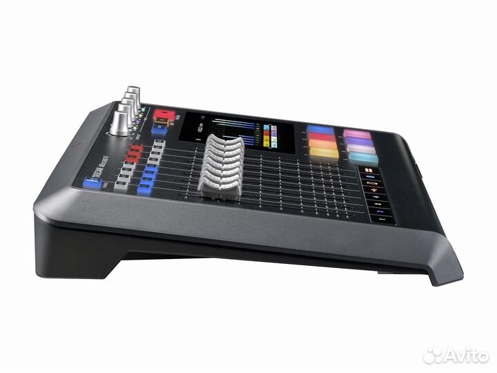 Tascam Mixcast 4 аудиоинтерфейс