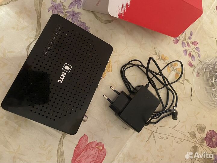 Комлект спутникового тв МТС + интернет