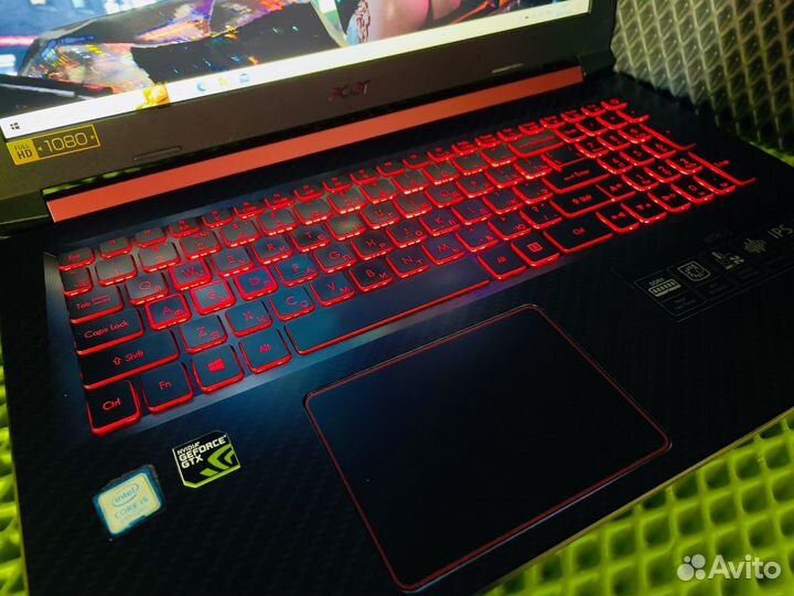 Ноутбук Acer Nitro5 i5-8Th/6/GTX1050Ti 4Gb