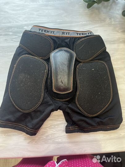 Защитные шорты Termit
