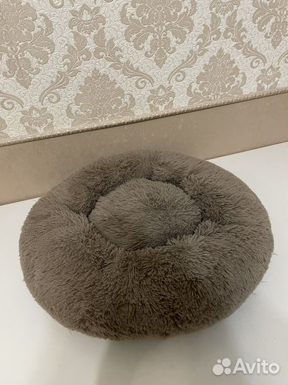 Лежанка для собак и для кошек