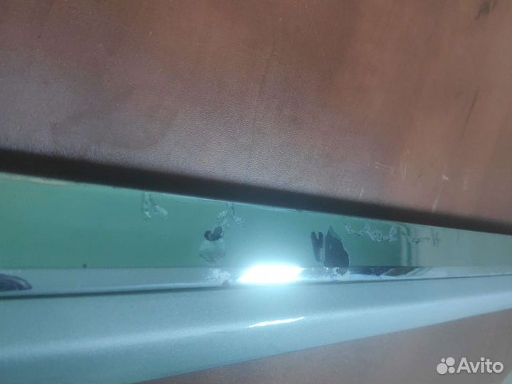 Молдинг задней левой двери Lexus LS600HL