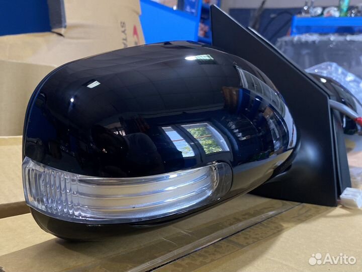 Зеркало на corolla е150-151