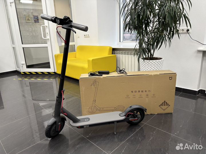 Новый электросамокат Xiaomi Scooter 1S Black