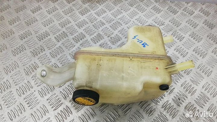 Бачок расширительный Toyota Verso