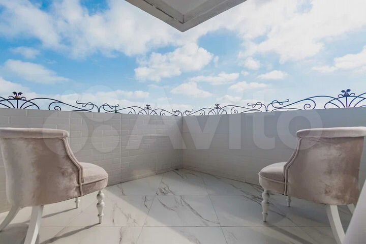 2-к. квартира, 91 м², 10/11 эт.