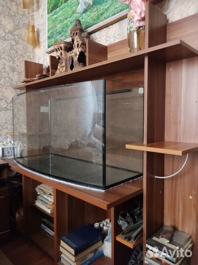 Аквариум, тумба, фильтр, коряга, замок, грунт