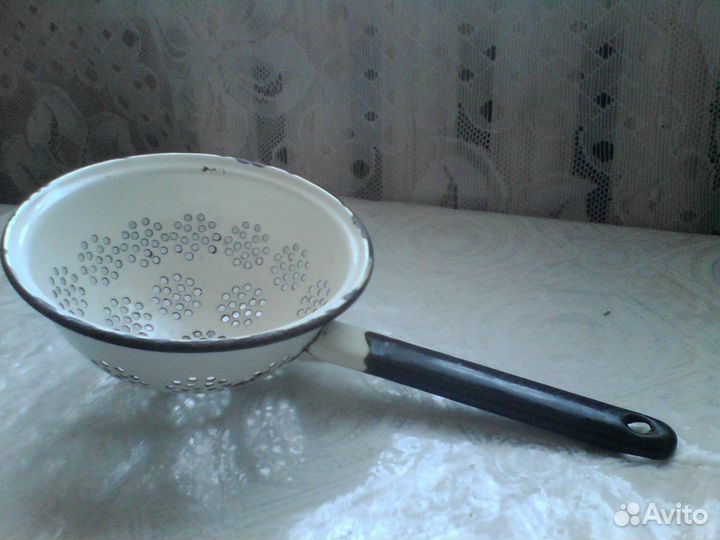 Посуда ссср:сковородки, дуршлаг, крышка, противень