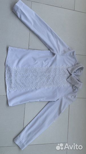 Блузка белая