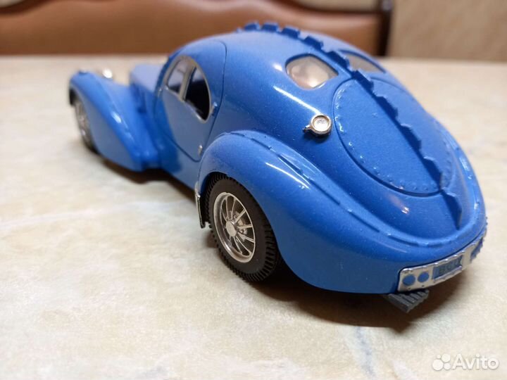 Модель Bugatti Atlantique 1/32