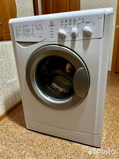 Стиральная машина Indesit wisl105