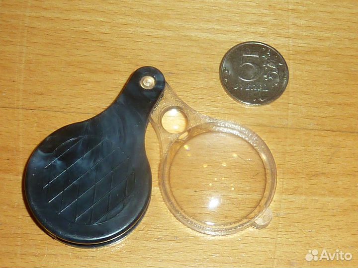 Лупа карманная складная пластмассовая СССР 2.5х