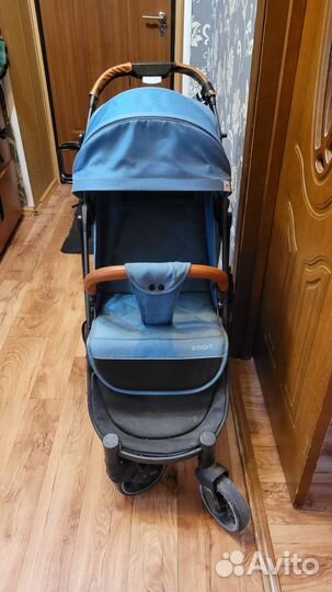 Коляска прогулочная