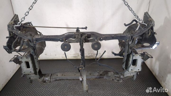 Рамка передняя Toyota Avensis 2, 2007