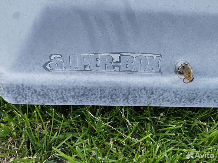 Багажный бокс на крышу