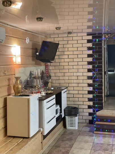 Дом 200 м² на участке 2 сот.