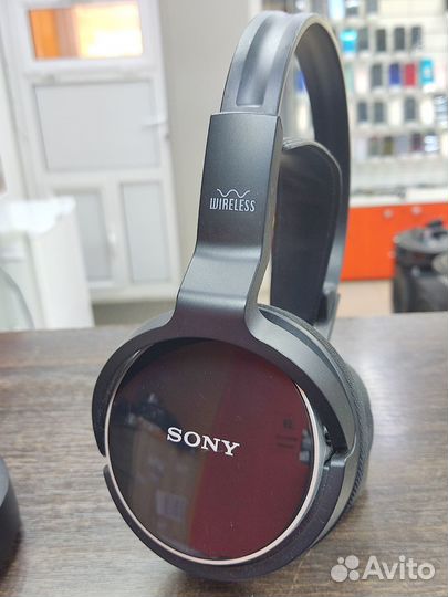Беспроводные наушники Sony MDR-RF810RK