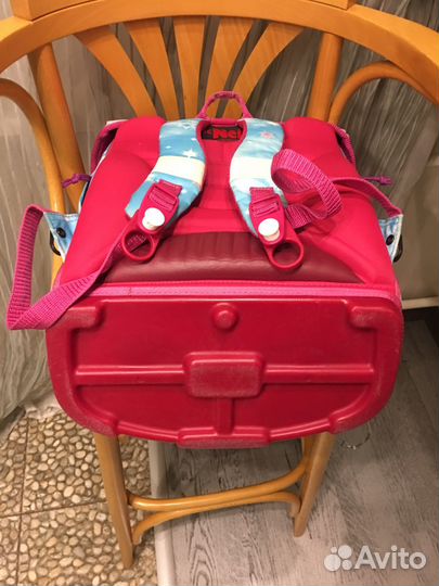 Школьный ранец McNeil c единорогом