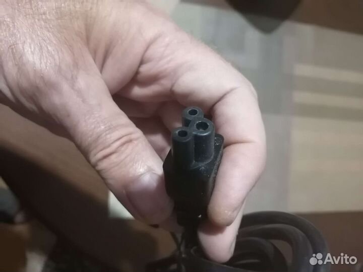 Кабель для блоков питания ноутбуков