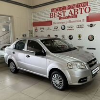 Chevrolet Aveo 1.4 MT, 2011, 176 101 км, с пробегом, цена 538 000 руб.