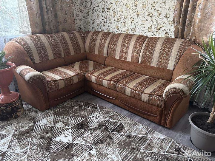 Диван и кресло