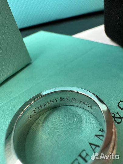 Tiffany кольцо T белое золото с бриллиантами