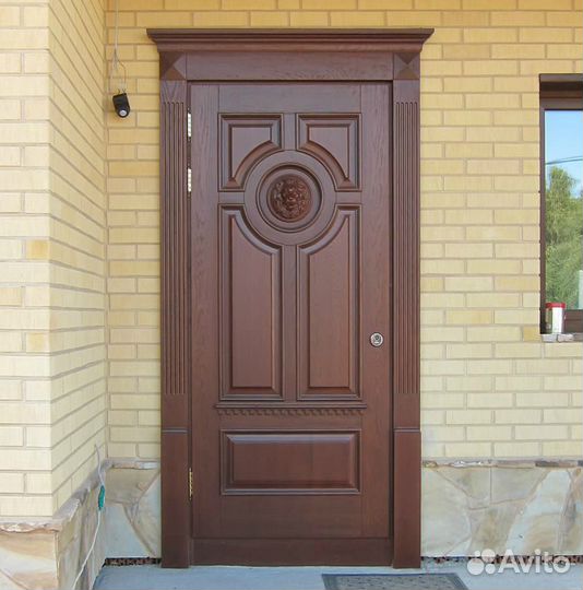 Двери входные в дом, квартиру 097
