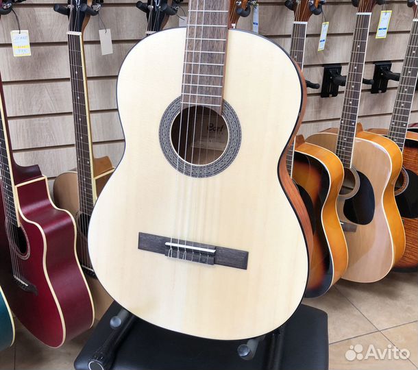 Гитара классическая Cort AC100 4/4 +чехол