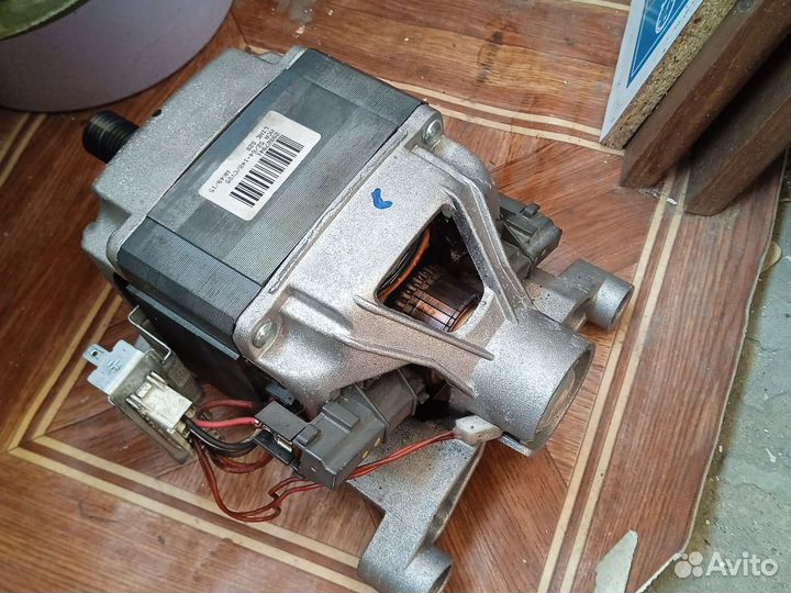 Двигататель стиральной машины