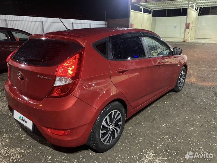 Hyundai Solaris 1.6 AT, 2013, 125 000 км