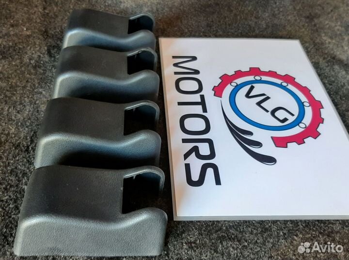 Пластик Toyota Avensis AZT 250