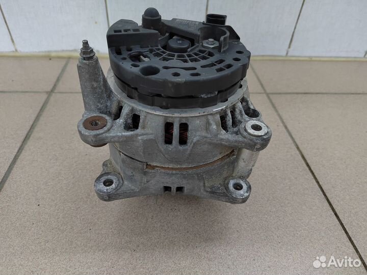 Генератор VAG 140A Audi VW Skoda 03C903023A