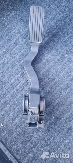 Citroen c3педаль газа