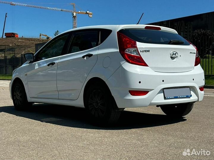 Hyundai Solaris 1.4 AT, 2013, 143 000 км