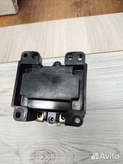 Магнитный пускатель Togami 10А 500В катушка 500В