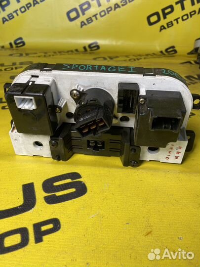 Блок управления отопителем Kia Sportage 2001