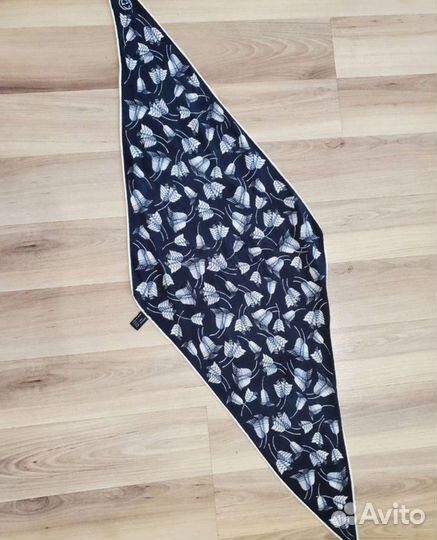 Платки разн Patrizia Pepe gucci Elisabetta Franchi