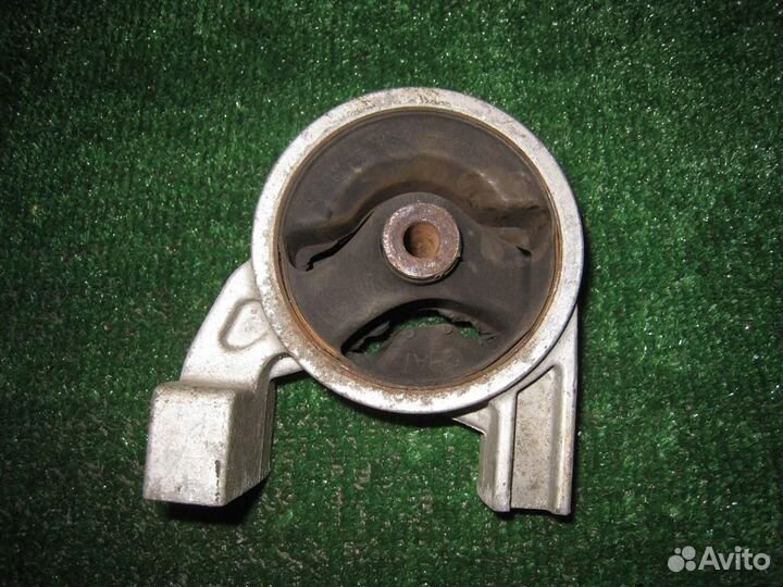 Опора (подушка) двигателя задняя Hyundai Verna 20